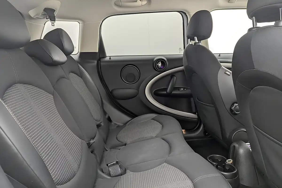 Used 2016 MINI Countryman Business Edition White - Interior and Exterior details 15