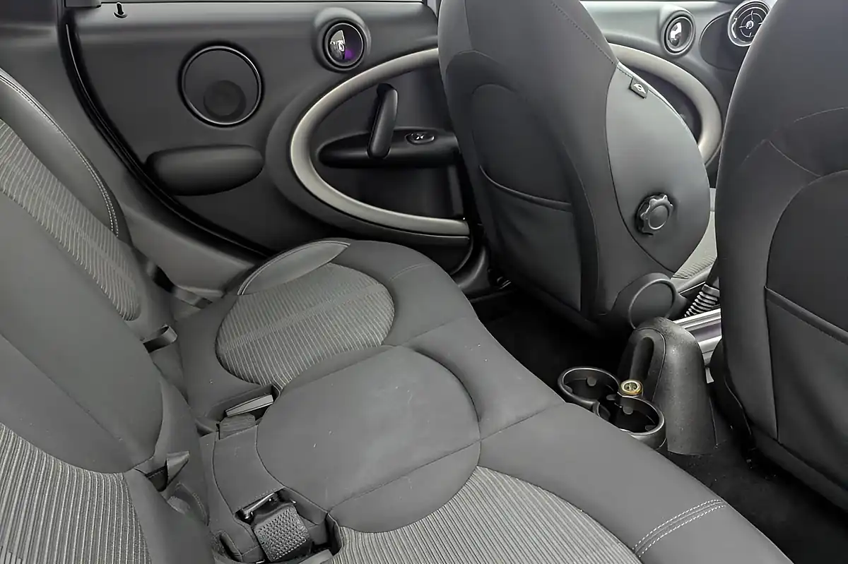 Used 2016 MINI Countryman Business Edition White - Interior and Exterior details 17