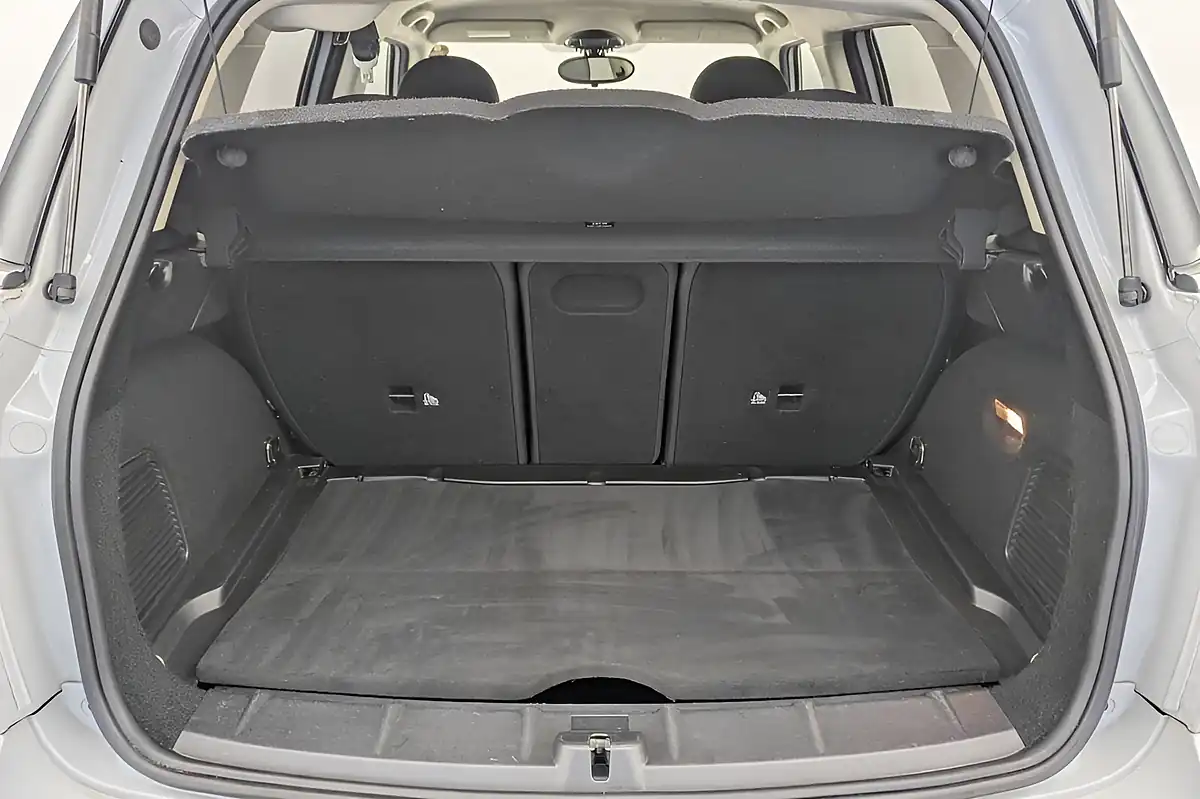 Used 2016 MINI Countryman Business Edition White - Interior and Exterior details 19