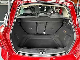 Used 2016 MINI Countryman Cooper ALL4 Red - Interior and Exterior details 8