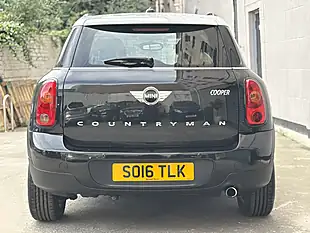 Used 2016 MINI Countryman Cooper Black - Interior and Exterior details 8