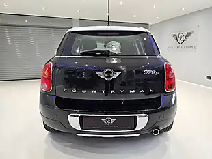 Used 2016 MINI Countryman Cooper Black - Interior and Exterior details 5