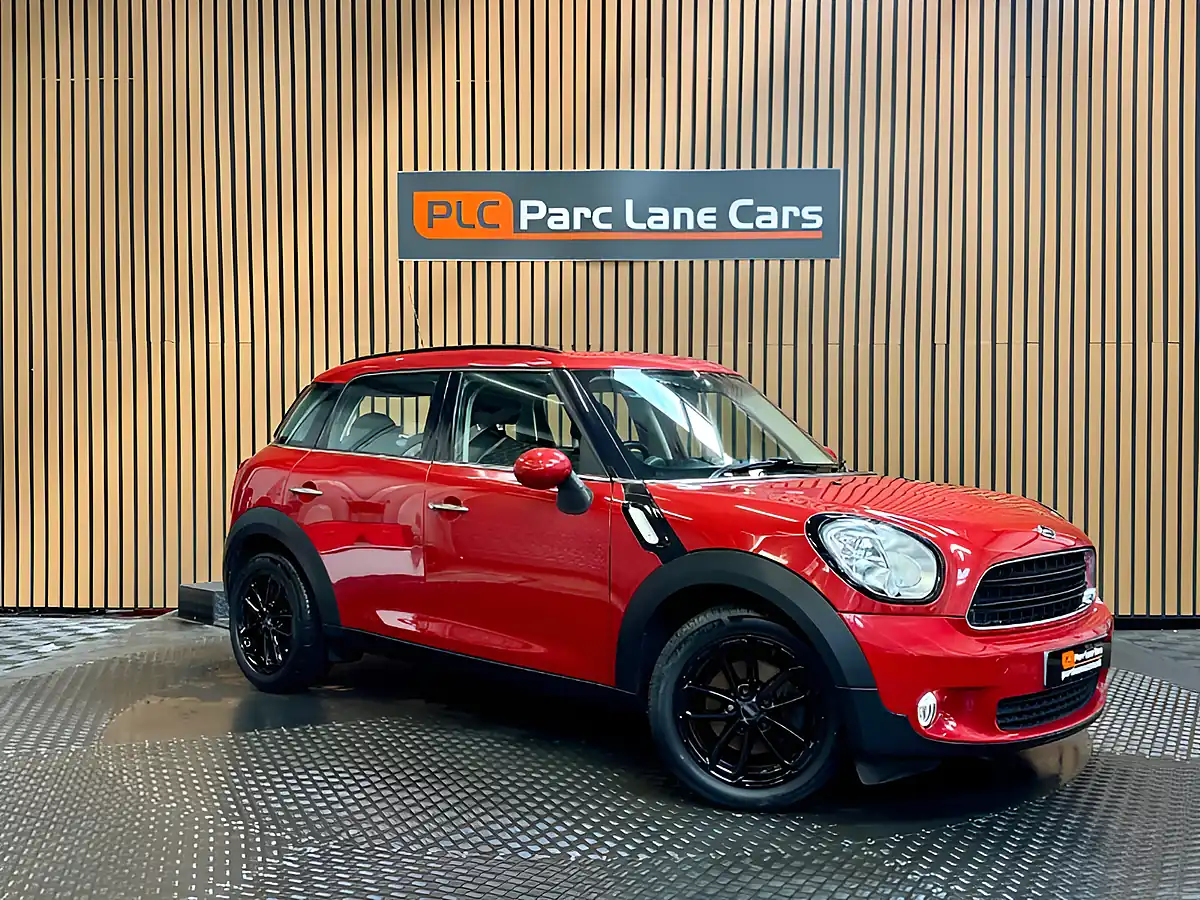 Used 2016 MINI Countryman Cooper Blazing Red - Front View