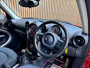 Used 2016 MINI Countryman Cooper Blazing Red - Interior and Exterior details 12
