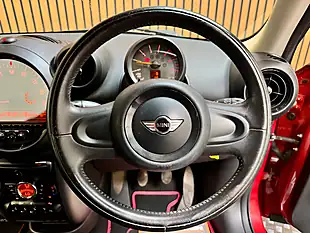 Used 2016 MINI Countryman Cooper Blazing Red - Interior and Exterior details 13