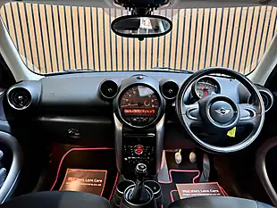 Used 2016 MINI Countryman Cooper Blazing Red - Interior and Exterior details 15