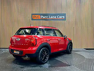 Used 2016 MINI Countryman Cooper Blazing Red - Interior and Exterior details 3