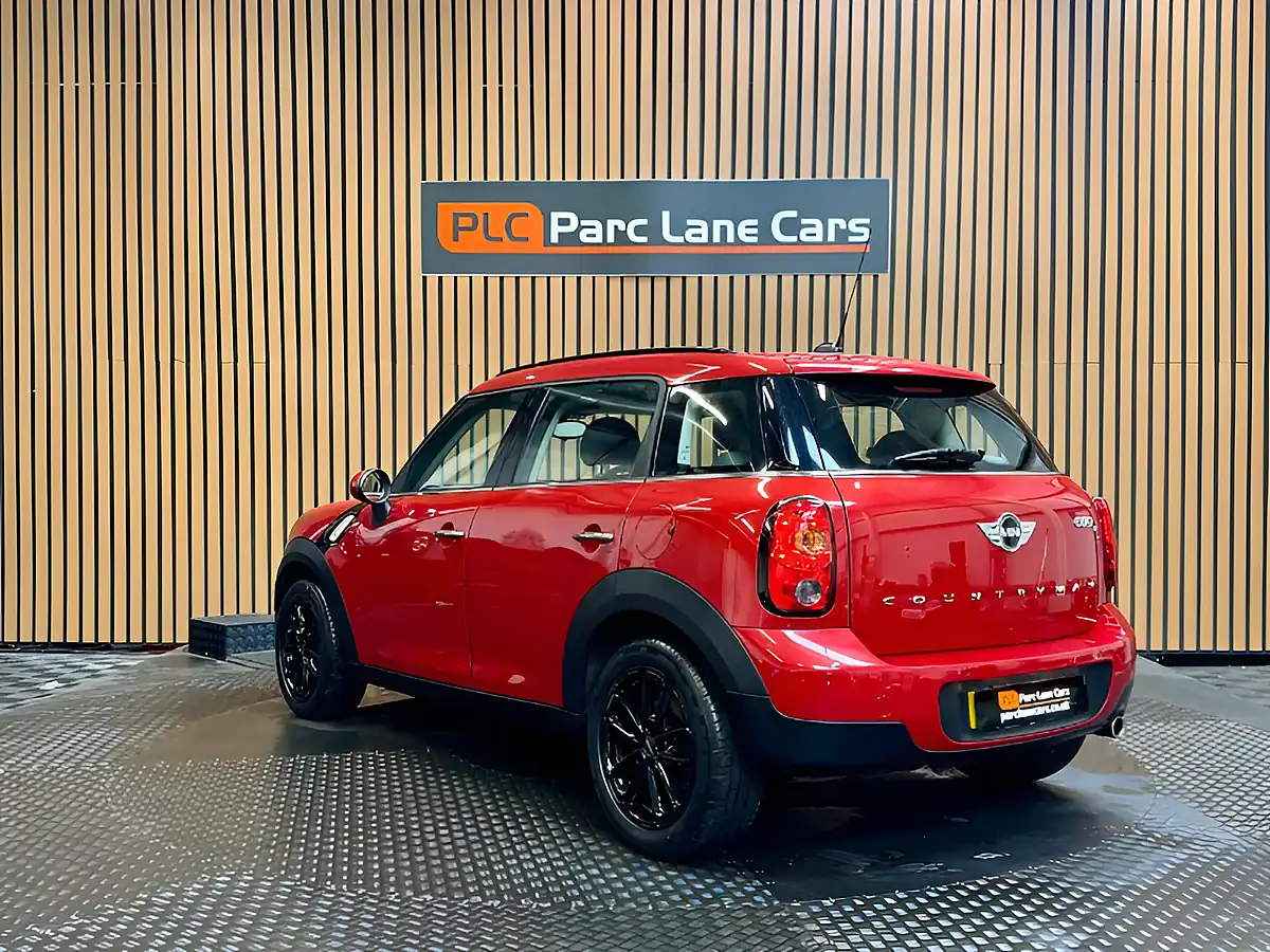 Used 2016 MINI Countryman Cooper Blazing Red - Interior and Exterior details 6