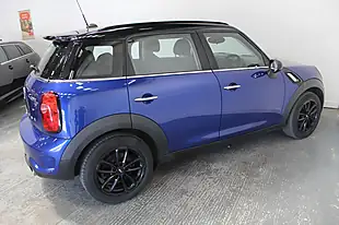 Used 2016 MINI Countryman Cooper Blue - Interior and Exterior details 8