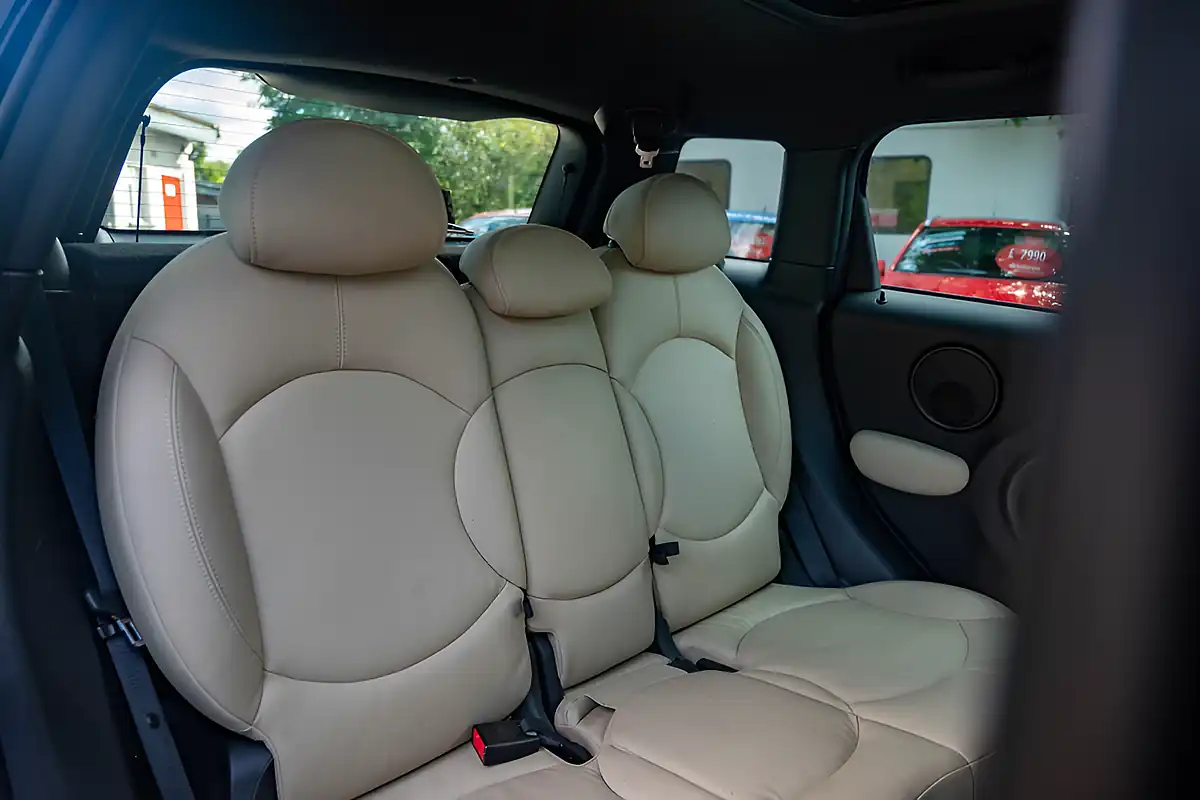 Used 2016 MINI Countryman Cooper Cosmic Blue - Interior and Exterior details 15