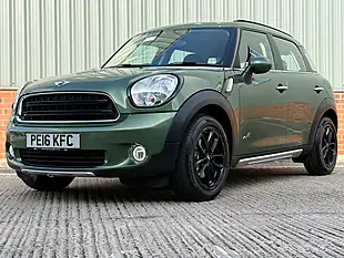 Used 2016 MINI Countryman Cooper Green - Interior and Exterior details 4