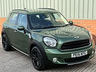 Used 2016 MINI Countryman Cooper Green - Interior and Exterior details 7