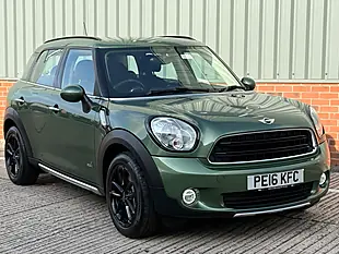 Used 2016 MINI Countryman Cooper Green - Interior and Exterior details 8