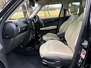 Used 2016 MINI Countryman Cooper S Black - Interior and Exterior details 14