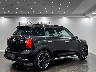 Used 2016 MINI Countryman Cooper S Black - Interior and Exterior details 11