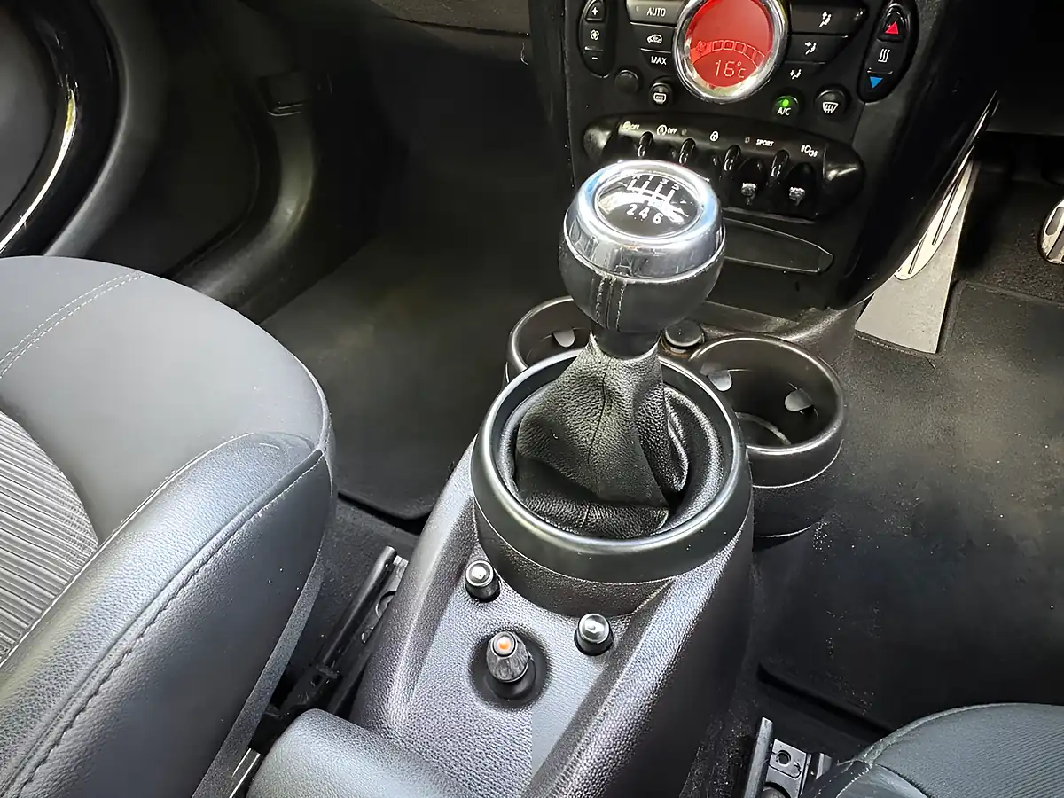 Used 2016 MINI Countryman Cooper S Grey - Interior and Exterior details 17