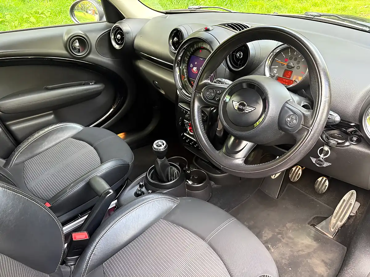 Used 2016 MINI Countryman Cooper S Grey - Interior and Exterior details 2