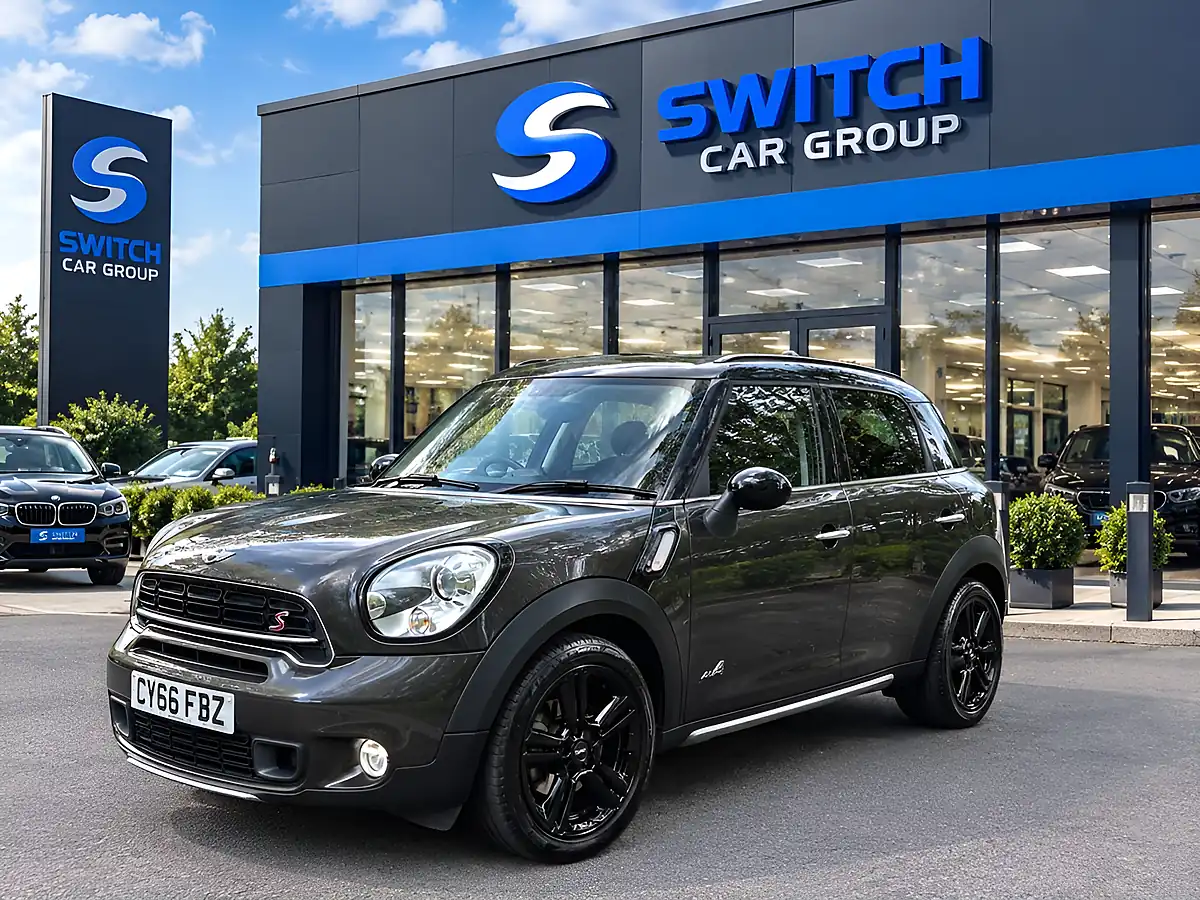 Used 2016 MINI Countryman Cooper S Grey - Interior and Exterior details 4