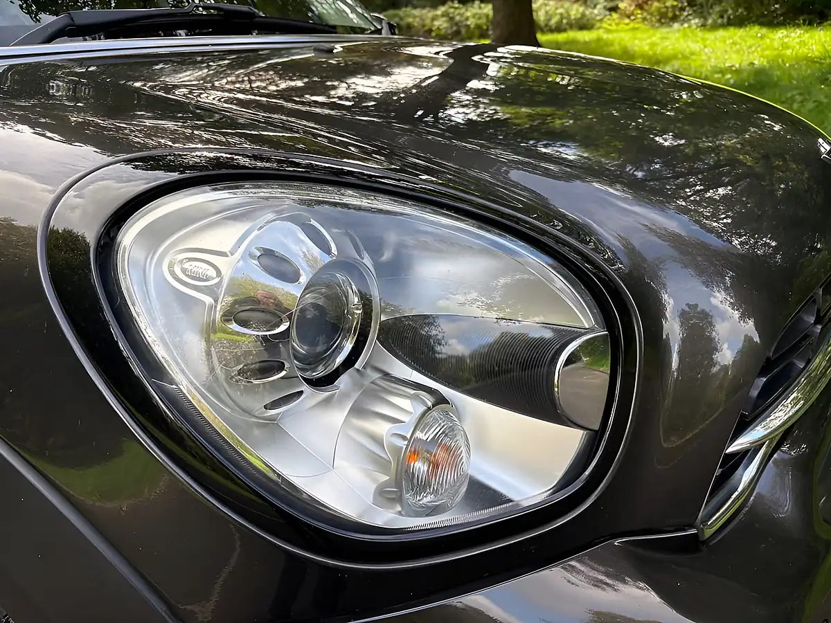 Used 2016 MINI Countryman Cooper S Grey - Interior and Exterior details 8