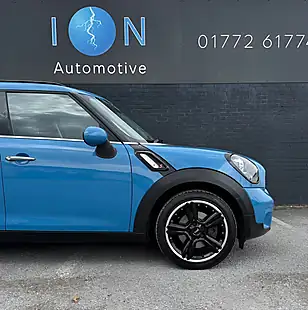 Used 2016 MINI Countryman Cooper S Kite Blue Metallic - Interior and Exterior details 13