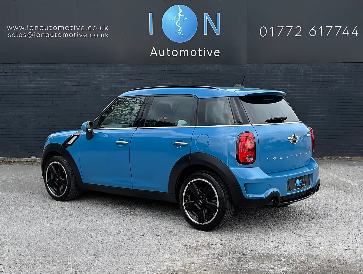 Used 2016 MINI Countryman Cooper S Kite Blue Metallic - Interior and Exterior details 8