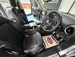 Used 2016 MINI Countryman Cooper S Silver - Interior and Exterior details 13