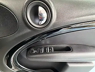 Used 2016 MINI Countryman Cooper S Silver - Interior and Exterior details 14