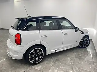 Used 2016 MINI Countryman Cooper S White - Interior and Exterior details 8