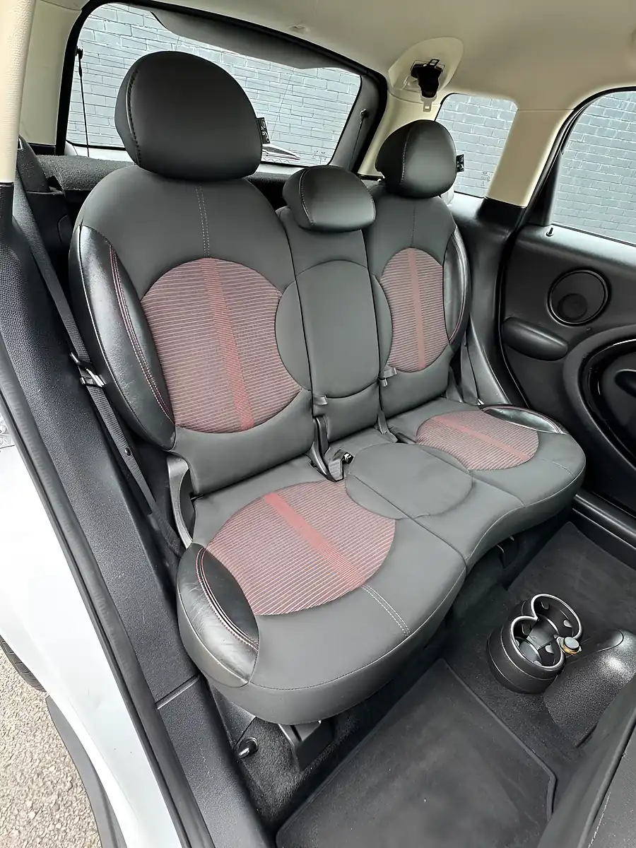 Used 2016 MINI Countryman Cooper White - Interior and Exterior details 17
