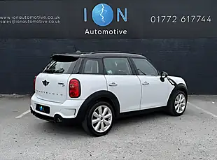 Used 2016 MINI Countryman Cooper White - Interior and Exterior details 2