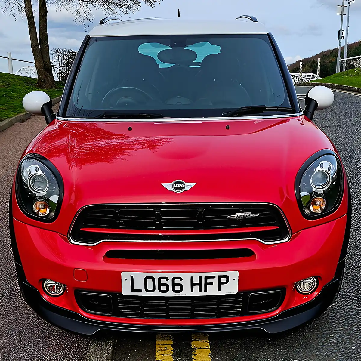 Used 2016 MINI Countryman John Cooper Works Red - Interior and Exterior details 12