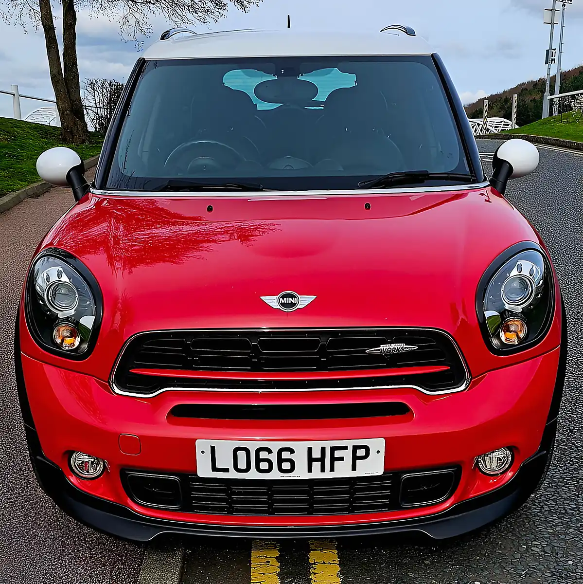 Used 2016 MINI Countryman John Cooper Works Red - Interior and Exterior details 14