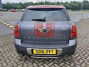 Used 2016 MINI Countryman Park Lane Earl-Grey Metallic - Interior and Exterior details 8