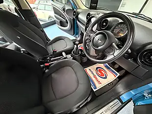 Used 2016 MINI Countryman Pepper Pack Blue - Interior and Exterior details 10
