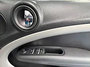 Used 2016 MINI Countryman Pepper Pack Blue - Interior and Exterior details 12