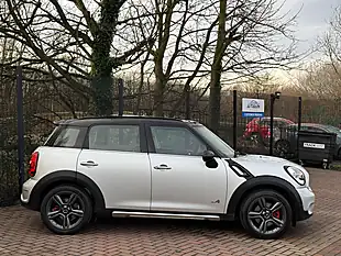 Used 2016 MINI Countryman Steptronic ALL4 Euro 5 Silver - Interior and Exterior details 10
