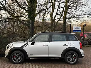 Used 2016 MINI Countryman Steptronic ALL4 Euro 5 Silver - Interior and Exterior details 6