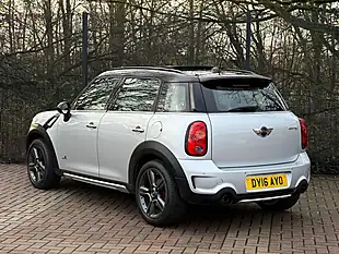 Used 2016 MINI Countryman Steptronic ALL4 Euro 5 Silver - Interior and Exterior details 7