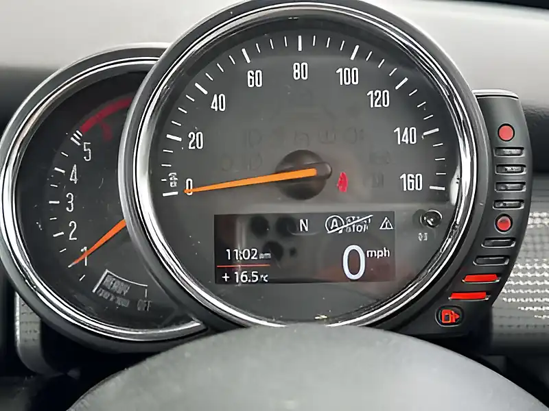 Used 2016 MINI Hatch Chili Ii Pack Electric Blue Metallic - Interior and Exterior details 11