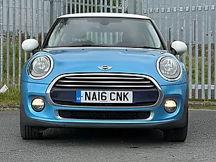 Used 2016 MINI Hatch Chili Ii Pack Electric Blue Metallic - Interior and Exterior details 4