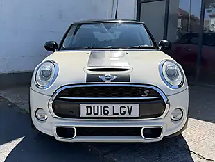 Used 2016 MINI Hatch Chili Ii Pack Pepper White - Interior and Exterior details 2