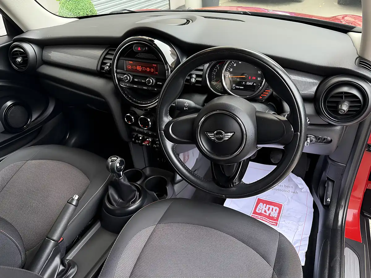 Used 2016 MINI Hatch Cooper 3-Door Red - Interior and Exterior details 13