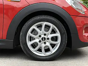 Used 2016 MINI Hatch Cooper 3-Door Red - Interior and Exterior details 17