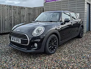 Used 2016 MINI Hatch Cooper Black - Interior and Exterior details 10