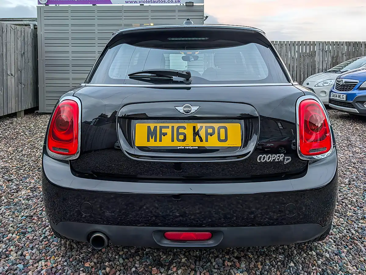 Used 2016 MINI Hatch Cooper Black - Interior and Exterior details 13