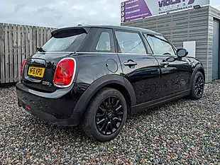 Used 2016 MINI Hatch Cooper Black - Interior and Exterior details 16