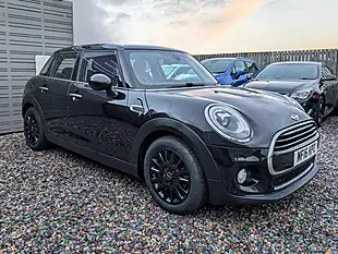 Used 2016 MINI Hatch Cooper Black - Interior and Exterior details 6