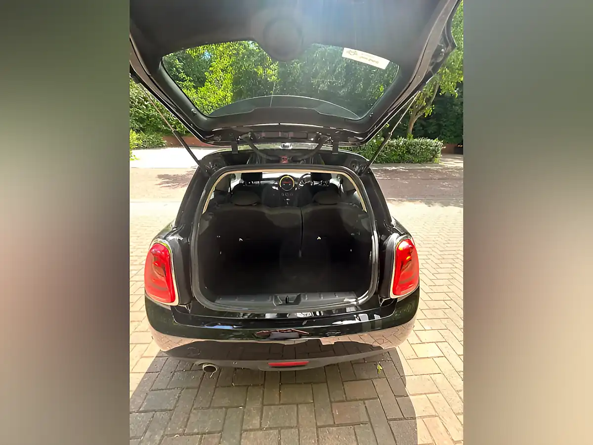 Used 2016 MINI Hatch Cooper Black - Interior and Exterior details 8