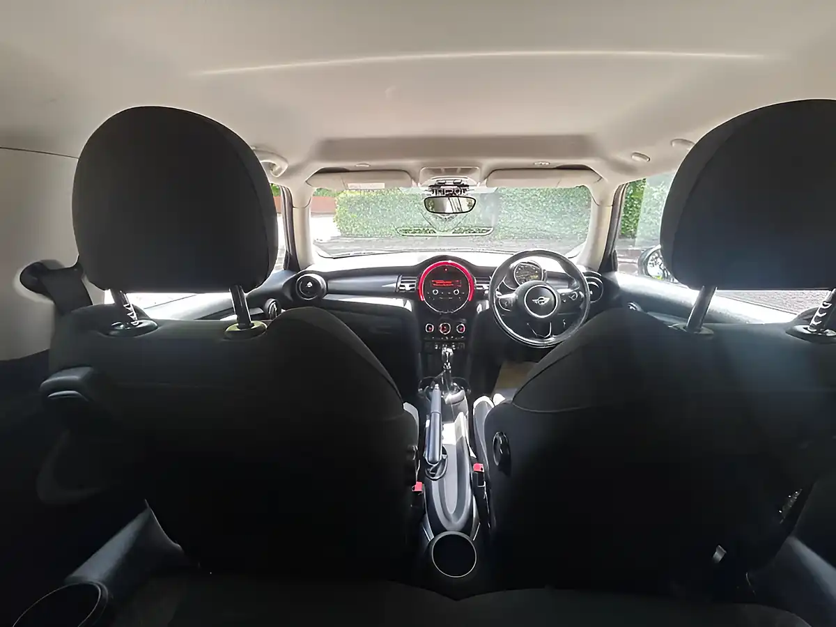 Used 2016 MINI Hatch Cooper Black - Interior and Exterior details 9