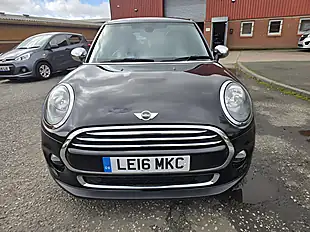 Used 2016 MINI Hatch Cooper Black - Interior and Exterior details 2